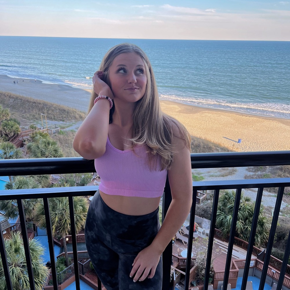 Meet your Posher, Carly